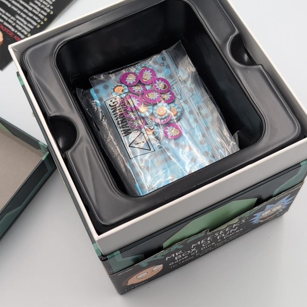 Rick and Morty Mr. Meeseeks' Box O' Fun Game of Dice & Dares Adult Swim Complete - Picture 5 of 6